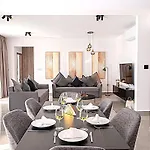 Celeste 402 - Luxury 3 Bedroom Penthouse