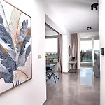 Apartamento Celeste 402 - Luxury 3 Bedroom Penthouse