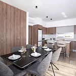 Apartamento Celeste 402 - Luxury 3 Bedroom Penthouse Limassol