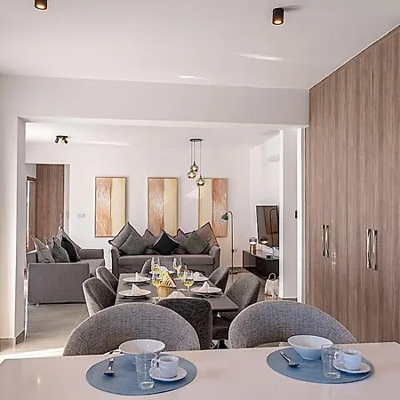 Celeste 402 - Luxury 3 Bedroom Penthouse Appartement
