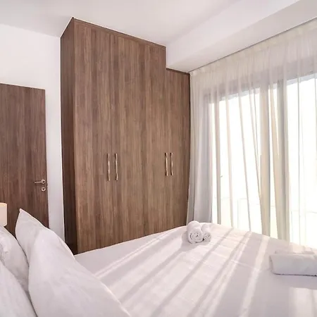 Celeste 402 - Luxury 3 Bedroom Penthouse Appartement