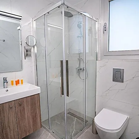 Appartement Celeste 402 - Luxury 3 Bedroom Penthouse