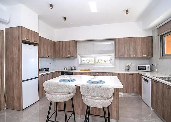 Celeste 402 - Luxury 3 Bedroom Penthouse Apartamento *