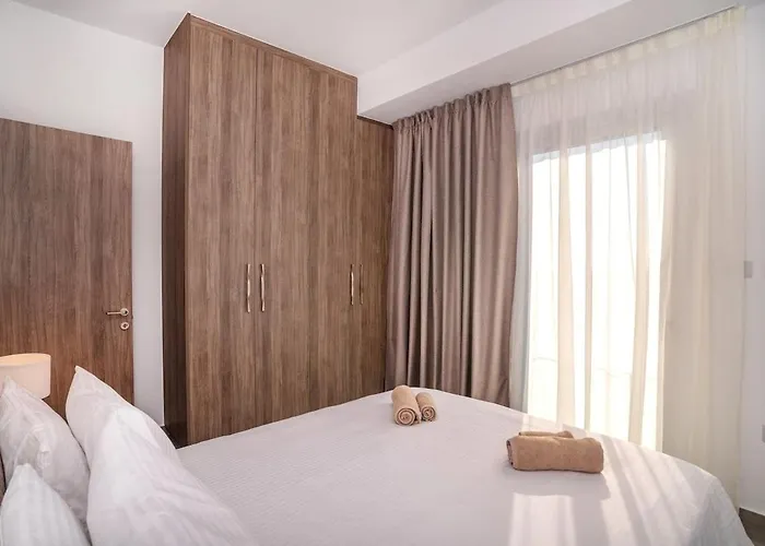 Celeste 402 - Luxury 3 Bedroom Penthouse * リマソール