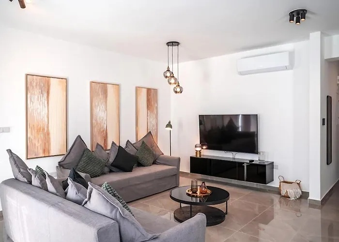 Celeste 402 - Luxury 3 Bedroom Penthouse アパート *