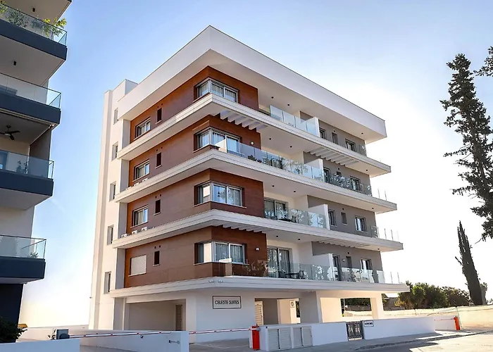 Celeste 402 - Luxury 3 Bedroom Penthouse