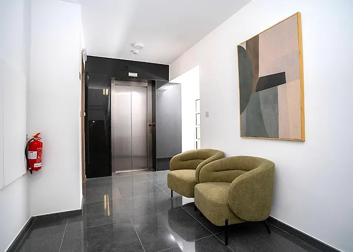 Celeste 402 - Luxury 3 Bedroom Penthouse